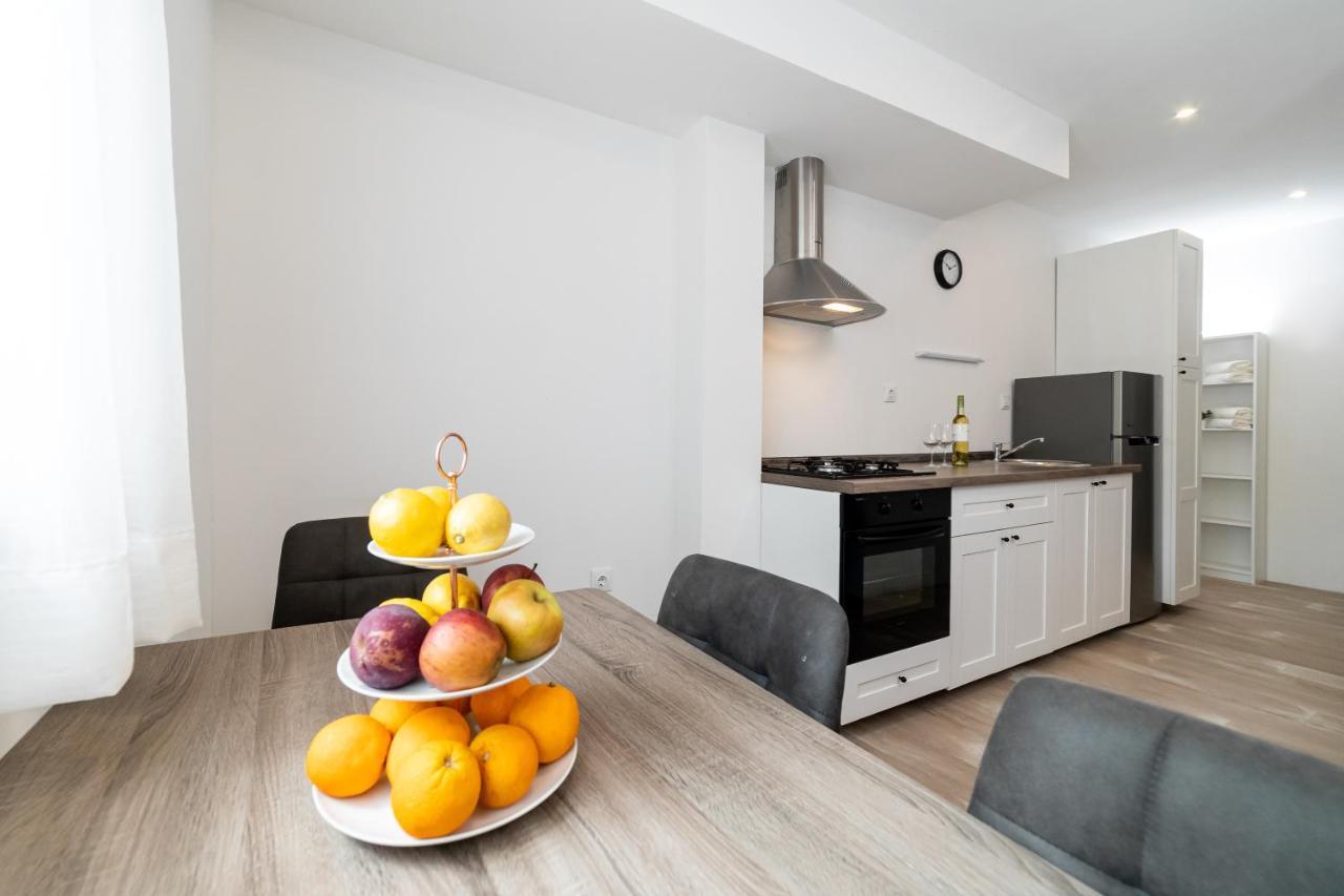 Apartment Odiseja Задар Экстерьер фото